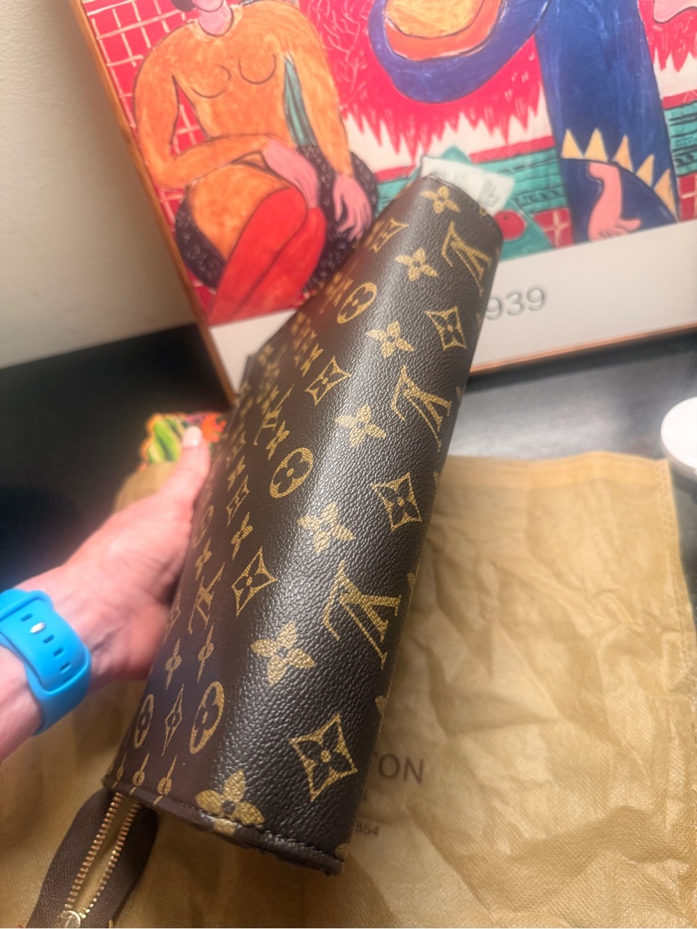Source Unknown Brown Monogram Toiletry Pouch / clutch / organizer - Picture 6 of 10